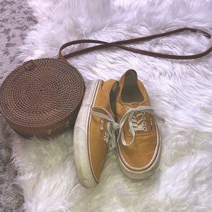 Yellow sunshine Vans☀️ultra comfort yellow tie lace up✨